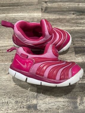 Nike Dynamo Free Toddler Shoes Pink Size 8C Slip On Sneakers Girls